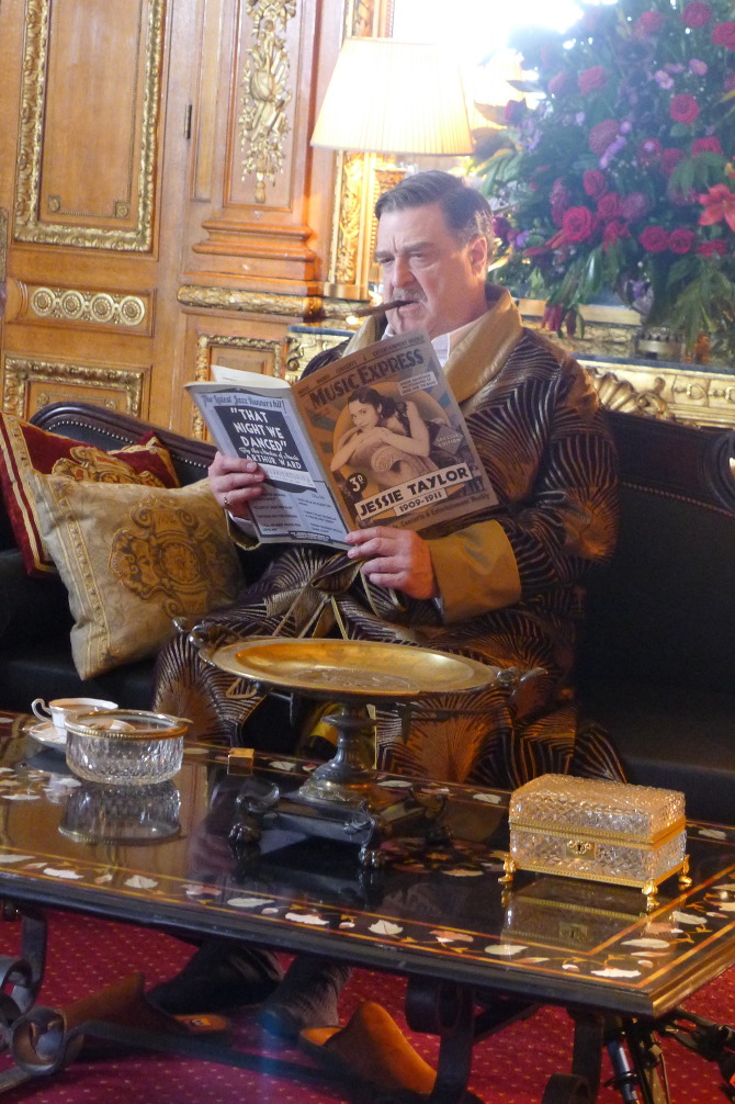 《边缘之舞》海报第36张图片