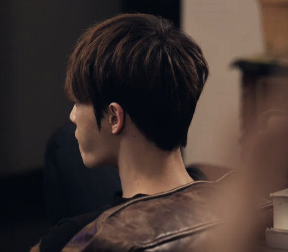 《间谍》海报第22张图片