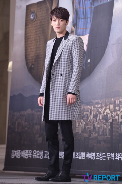 《间谍》海报第41张图片