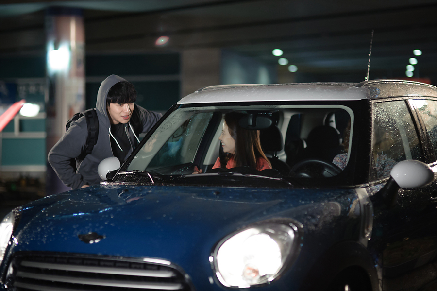 《前女友俱乐部》海报第42张图片