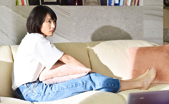 《逃避虽可耻但有用》剧照第17张图片