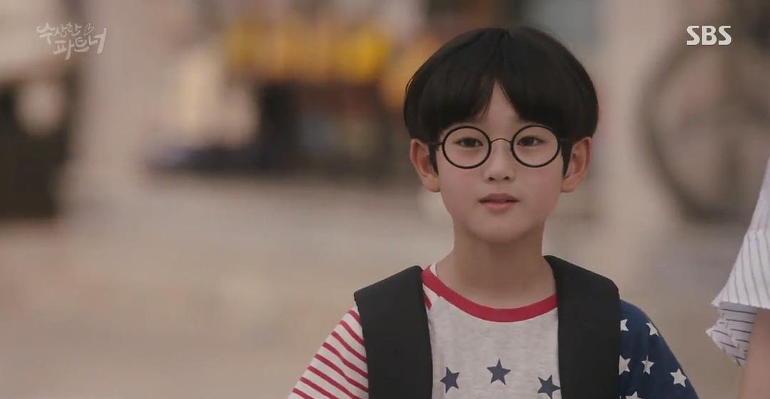 《奇怪的搭档》剧照第43张图片