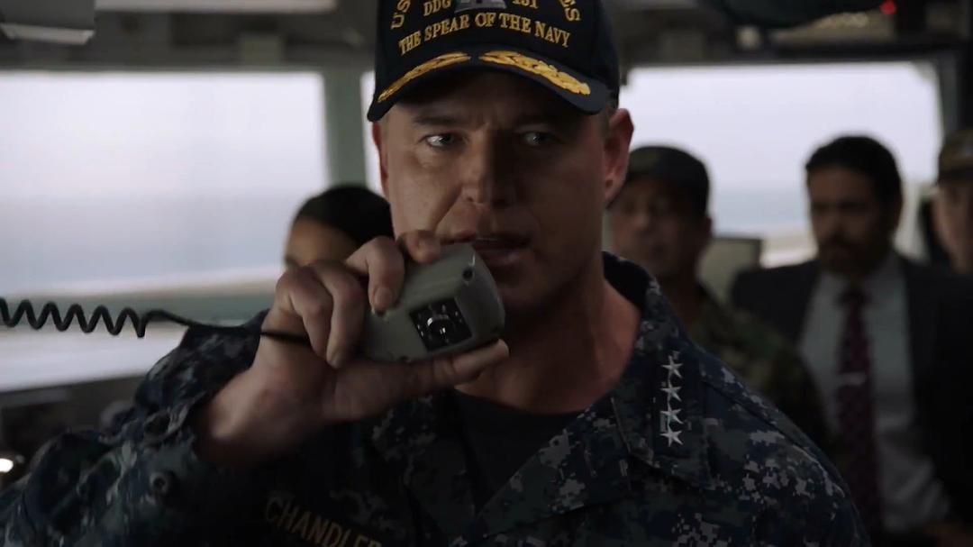 《末日孤舰第五季》海报第15张图片