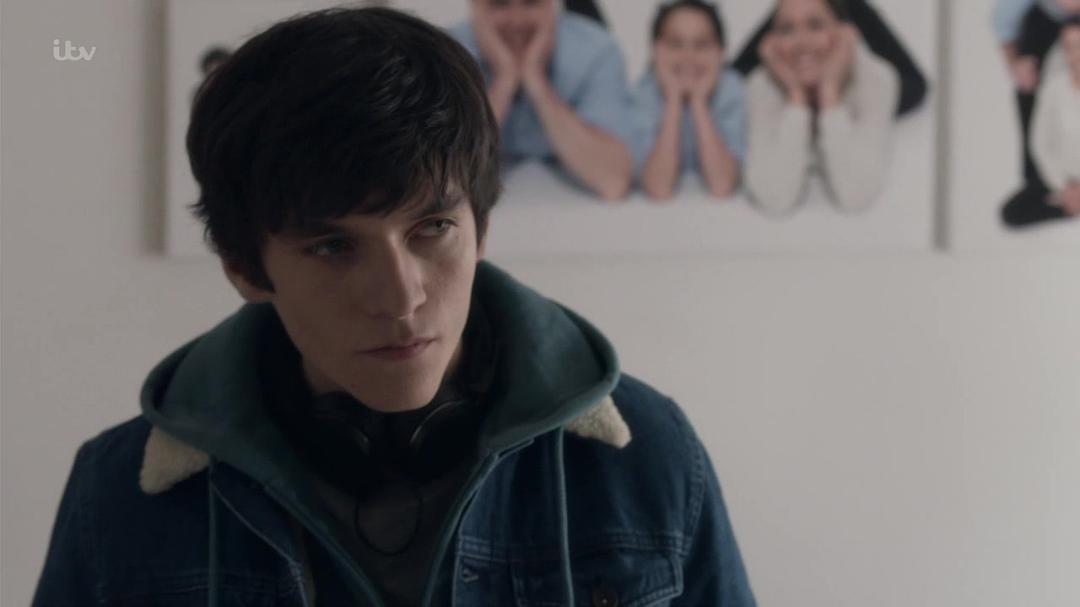 《他》海报第37张图片