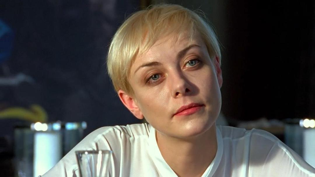 《明星》海报第21张图片