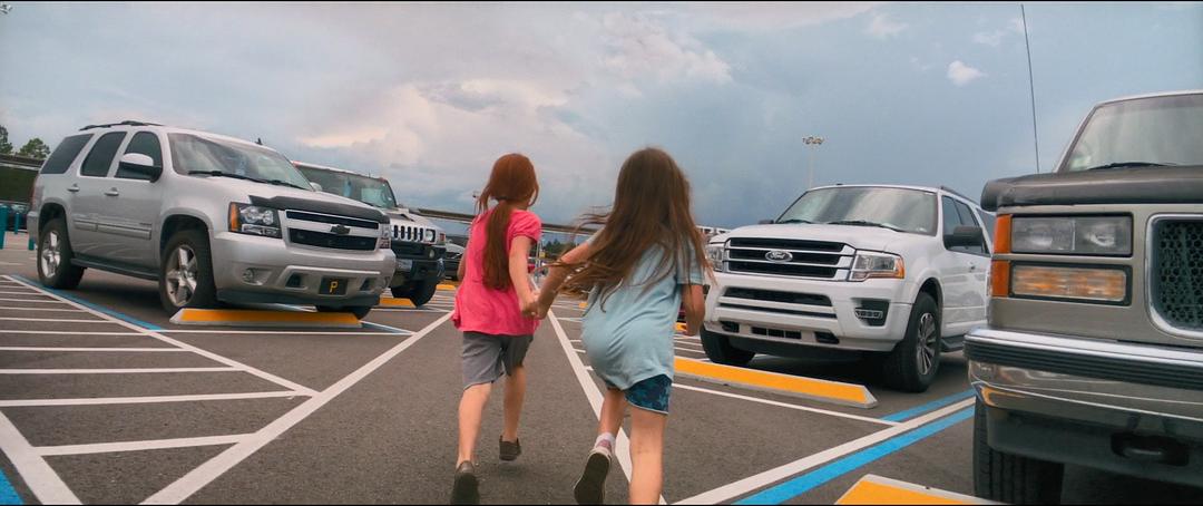 《佛罗里达乐园》剧照第30张图片