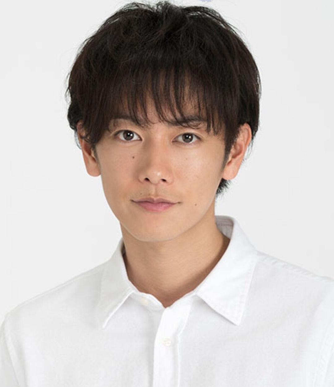 《一半，蓝色》剧照第28张图片