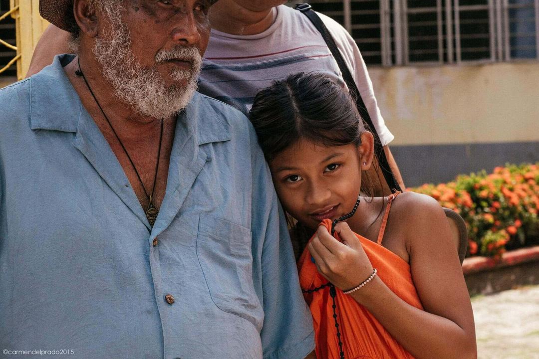 《布兰卡和弹吉他的人》海报第37张图片