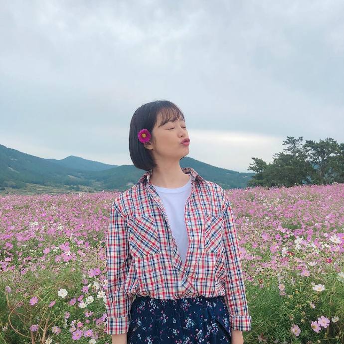 《超级巨星柳白》剧照第16张图片