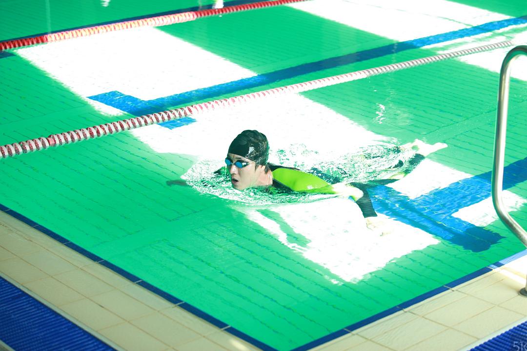 《现在去见你》海报第37张图片