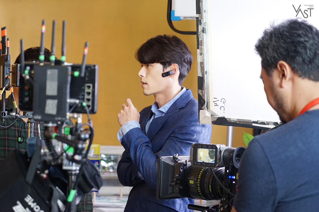 《阿尔罕布拉宫的回忆》剧照第60张图片