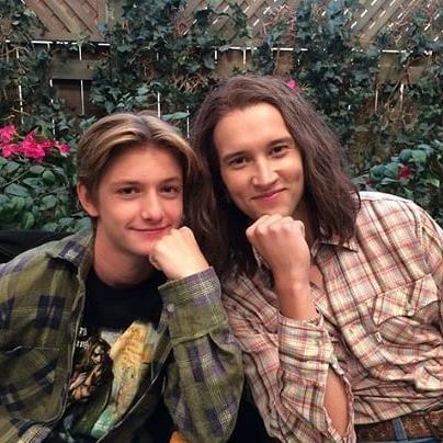 《十全八美》海报第14张图片