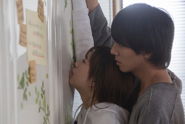 《别扭合租房》海报第1张图片