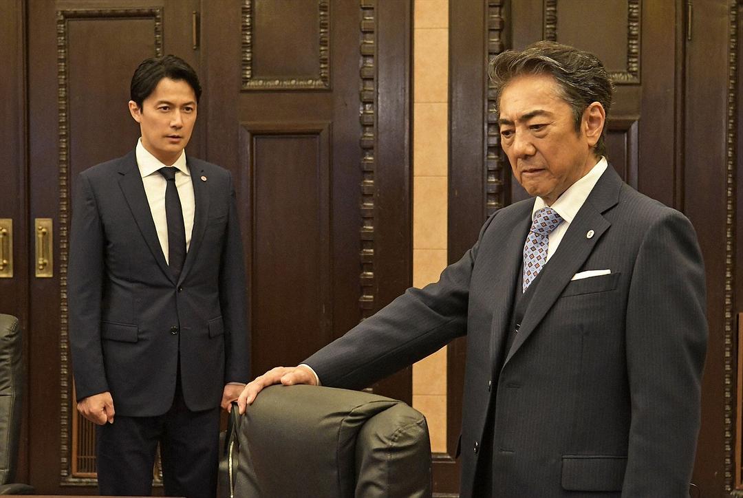 《集体降职》剧照第58张图片