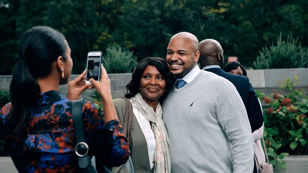 《有色眼镜》海报第14张图片