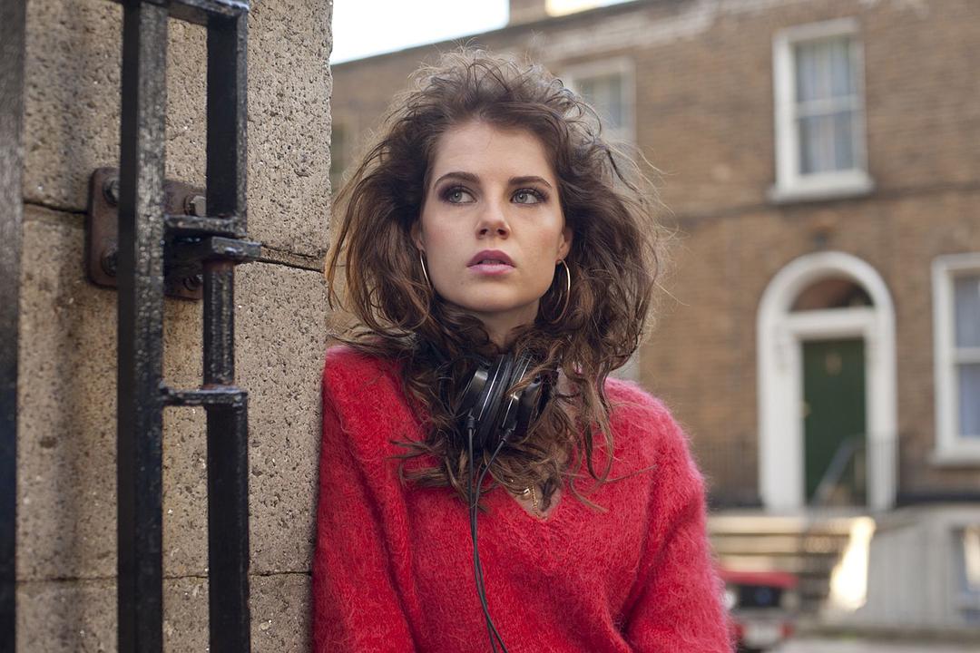 《初恋这首情歌》海报第32张图片