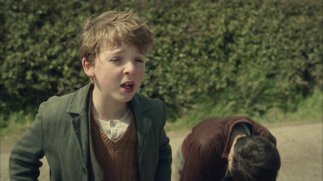 《母亲与陌生人》海报第11张图片