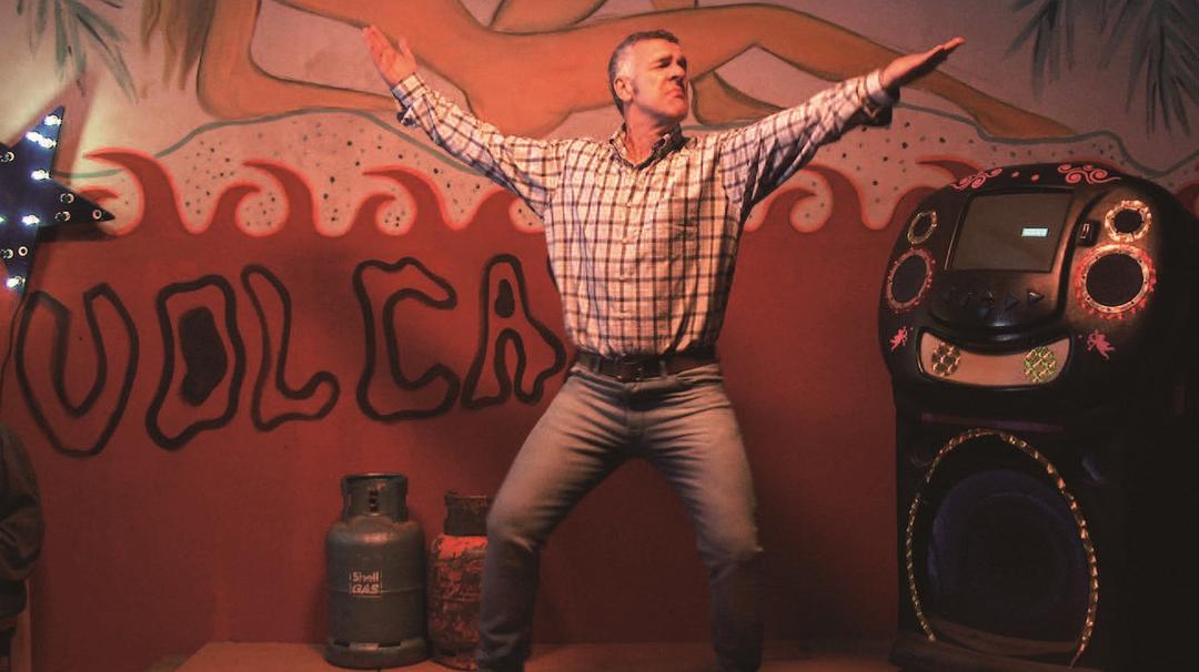 《杰出公民》海报第9张图片