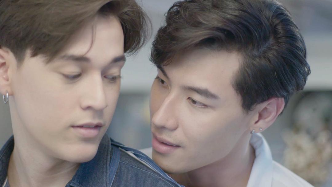 《深蓝之吻》剧照第29张图片