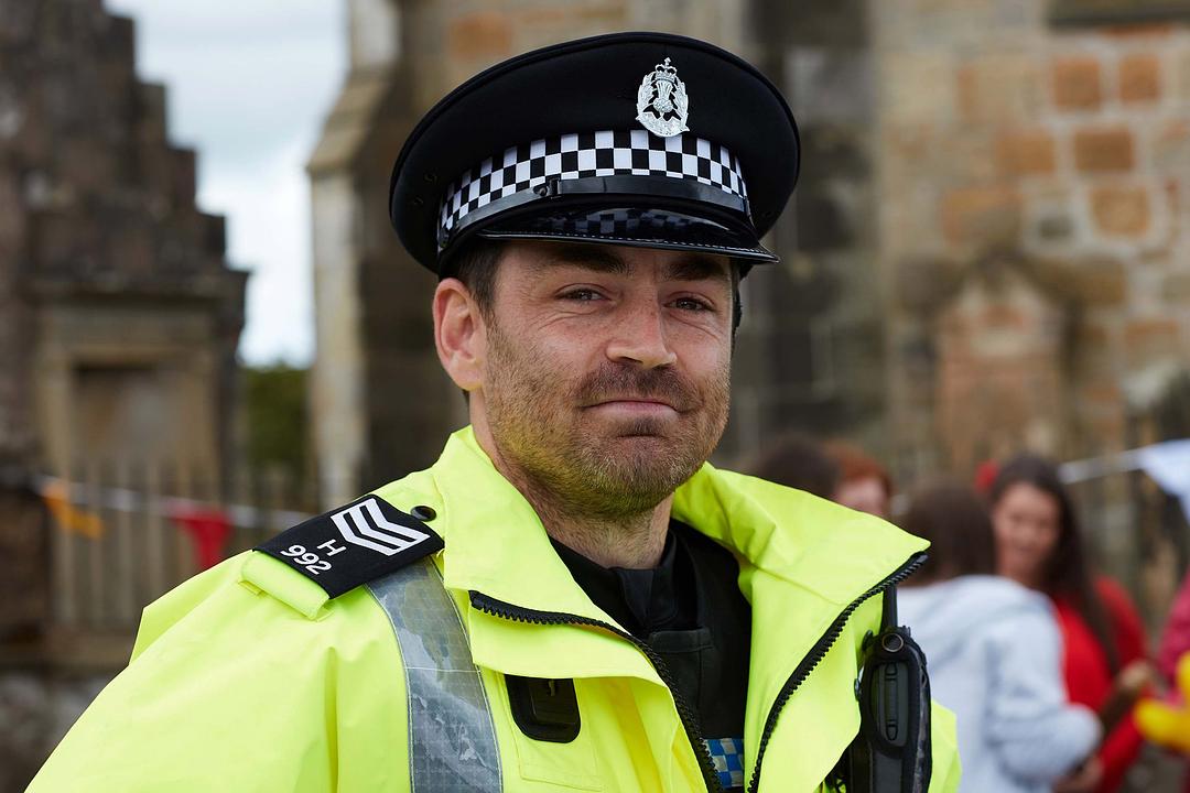 《死水难收》剧照第38张图片