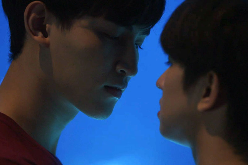 《待到重逢时》海报第42张图片