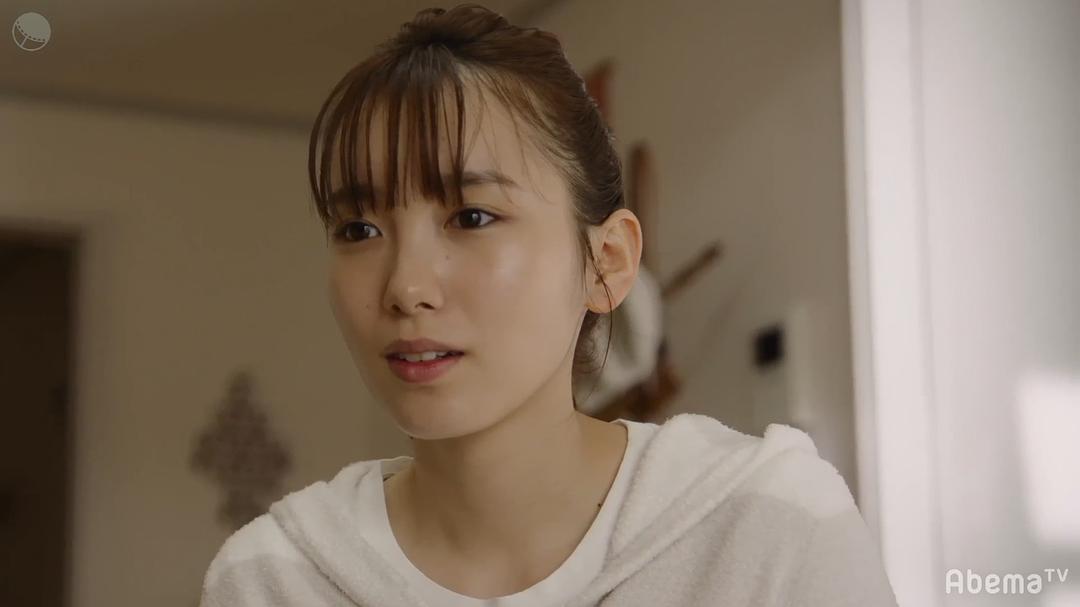 《只有我是17岁的世界》海报第5张图片