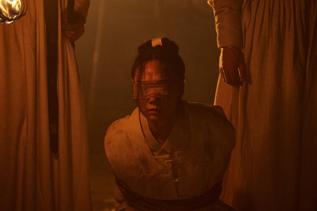 《王国第二季》海报第29张图片