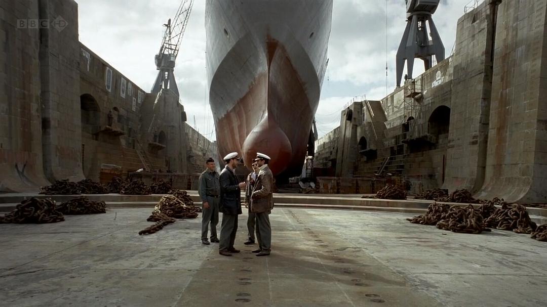 《拉科尼亚号的沉没》海报第54张图片