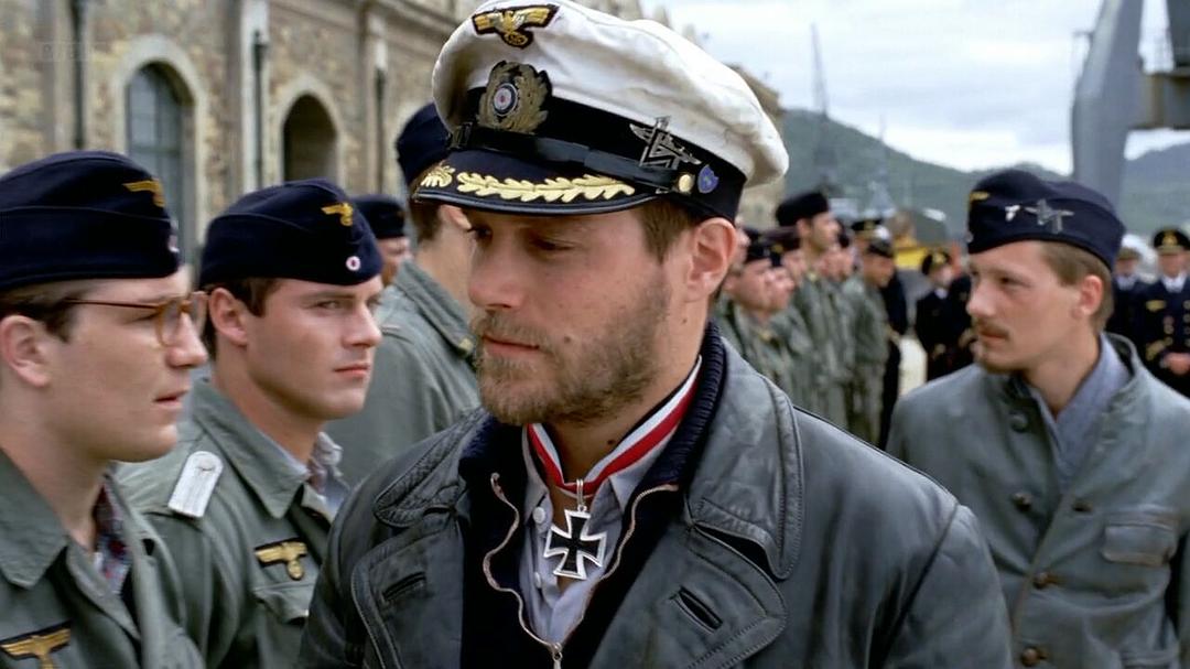 《拉科尼亚号的沉没》海报第24张图片