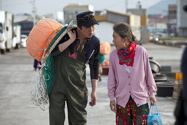 《季春奶奶》剧照第41张图片