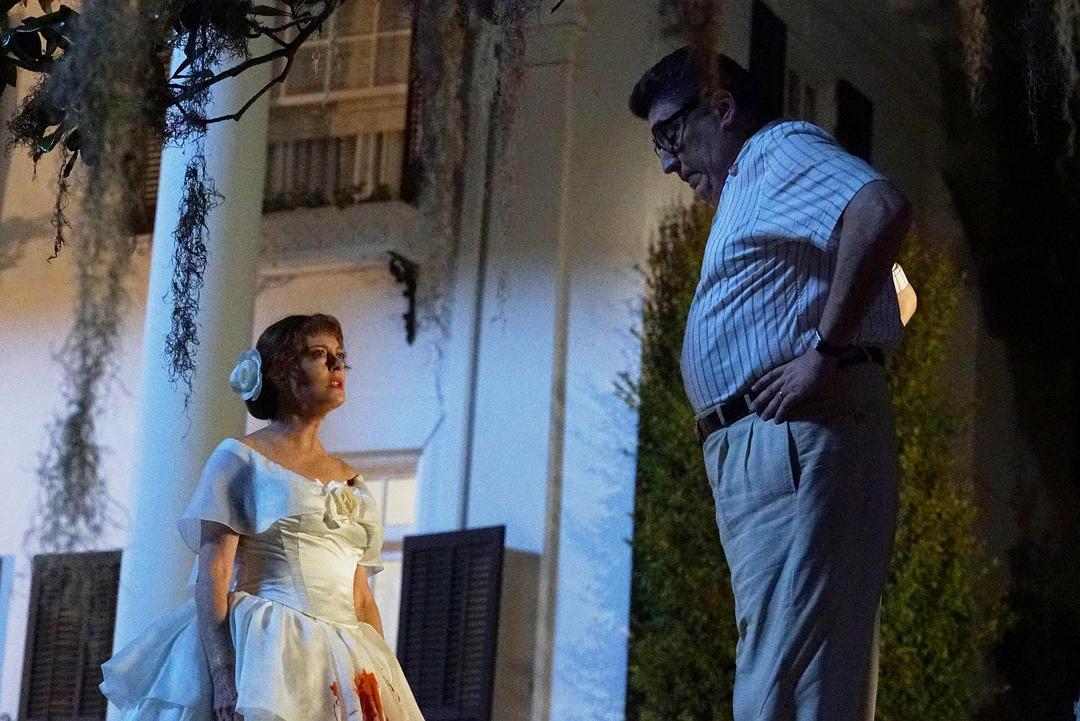 《宿敌：贝蒂和琼第一季》剧照第45张图片