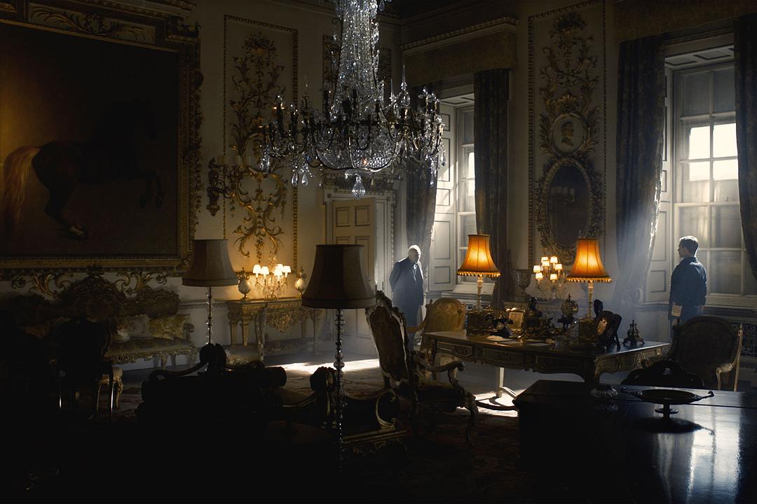 《至暗时刻》海报第12张图片