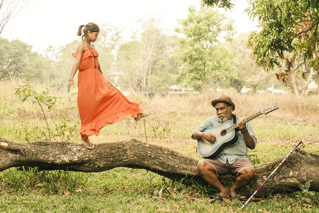 《布兰卡和弹吉他的人》海报第13张图片