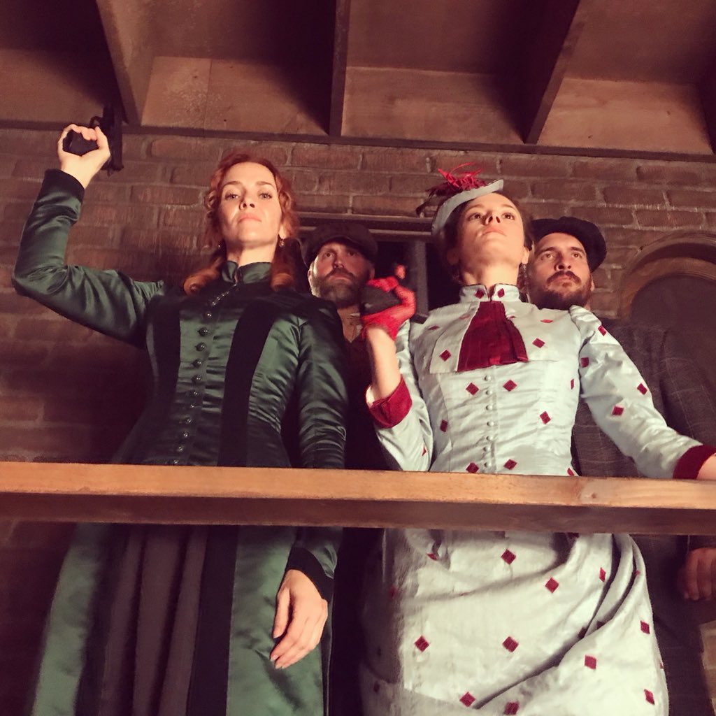 《穿越时间线第二季》剧照第20张图片