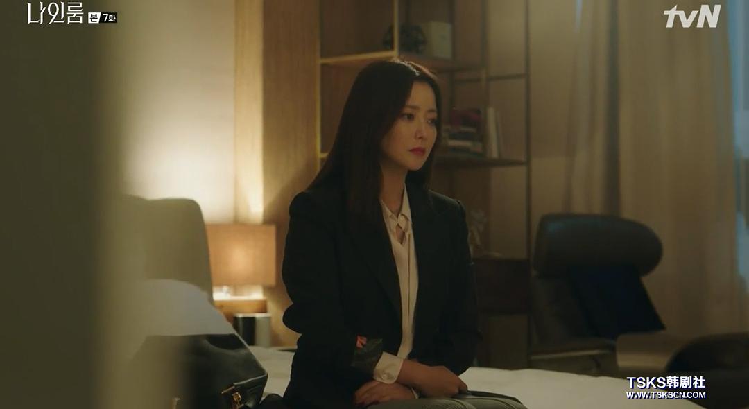 《9号房间》剧照第30张图片