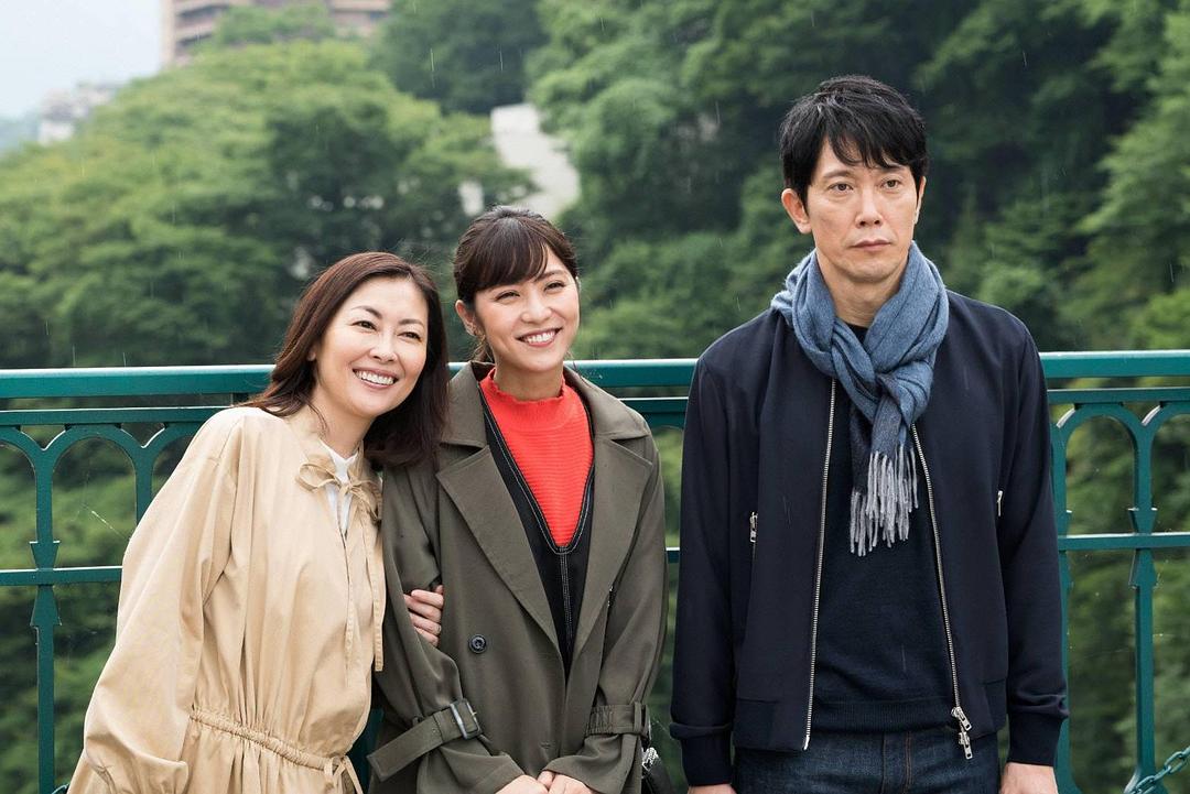 《黄昏流星群》海报第30张图片