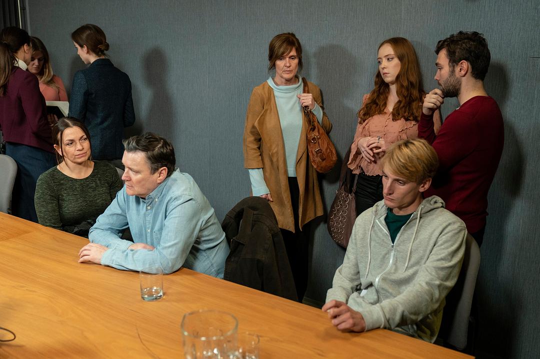 《坦白》海报第13张图片