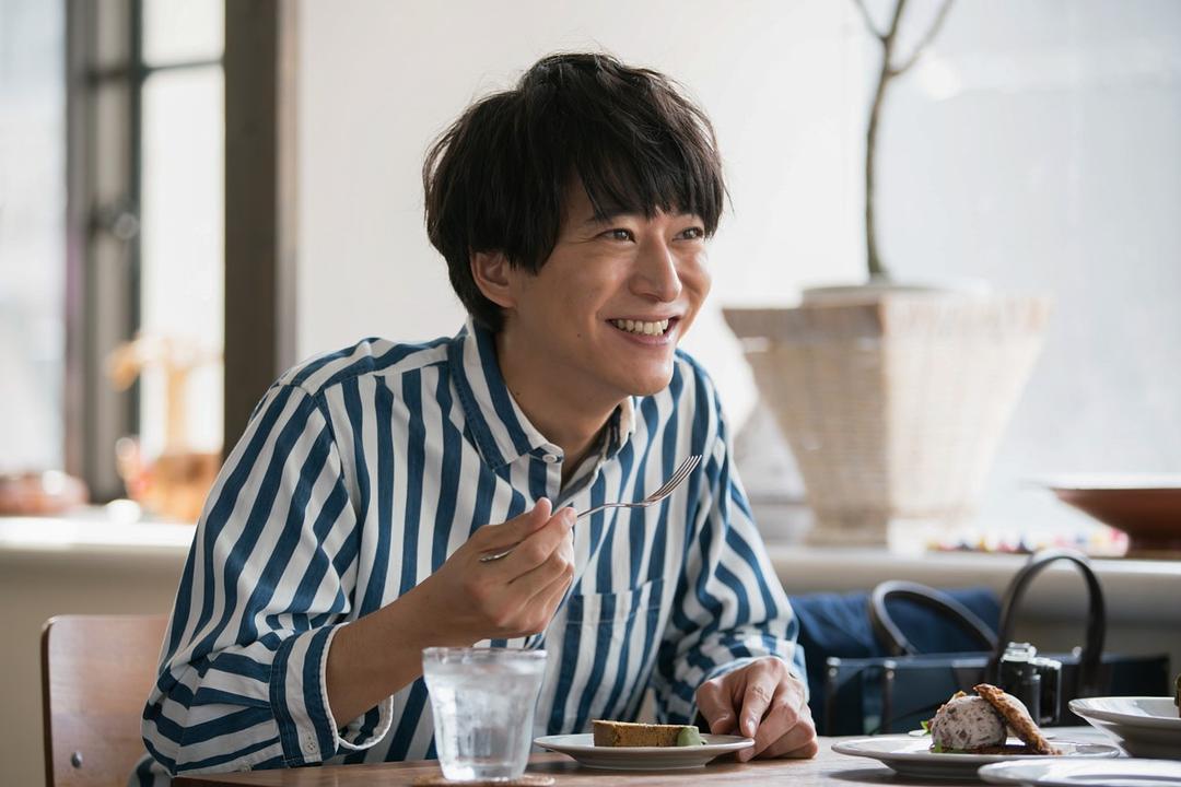 《今晚在コ字型》海报第12张图片