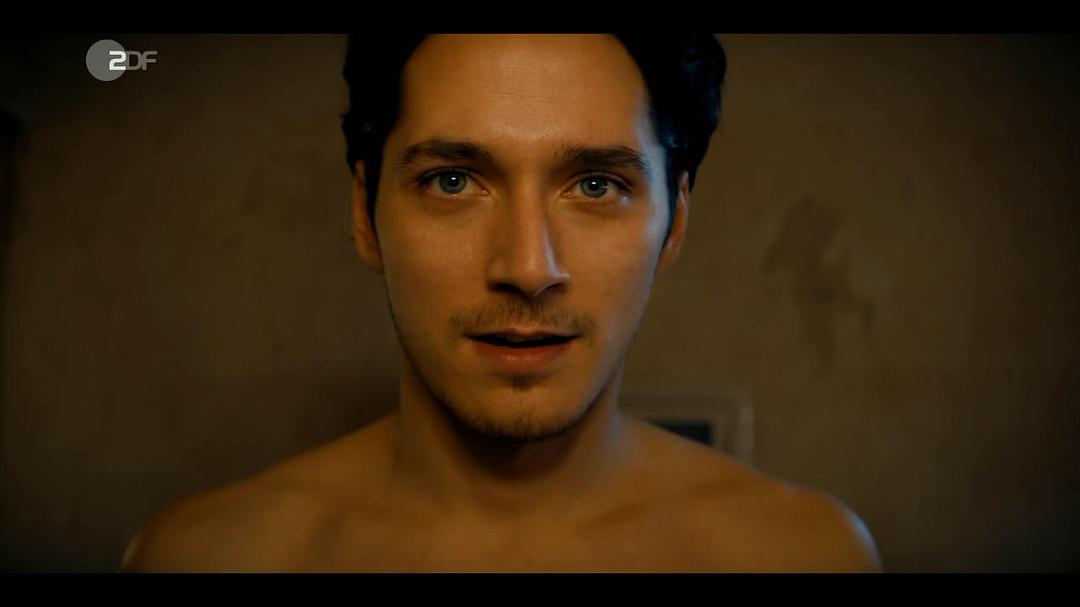 《坏账银行第二季》海报第50张图片