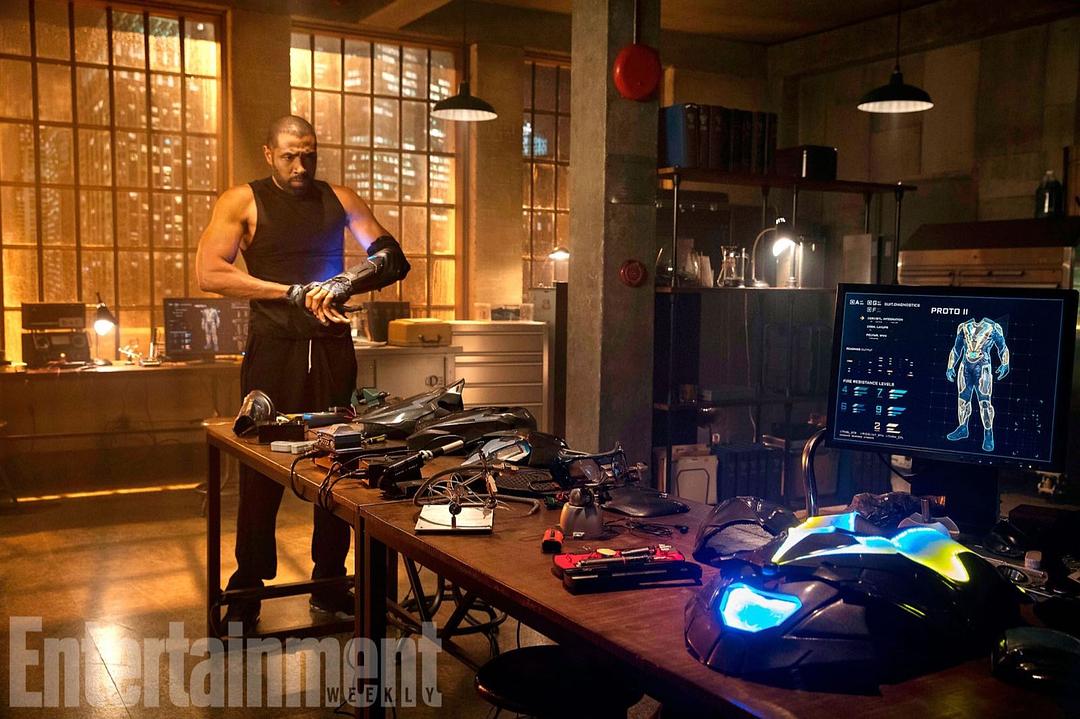 《黑霹雳第一季》海报第9张图片 《黑霹雳第一季》海报第9张图片