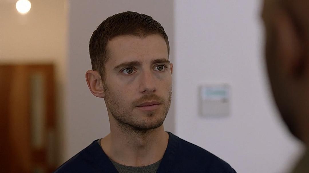 《橘衫男子》海报第46张图片 《橘衫男子》海报第46张图片