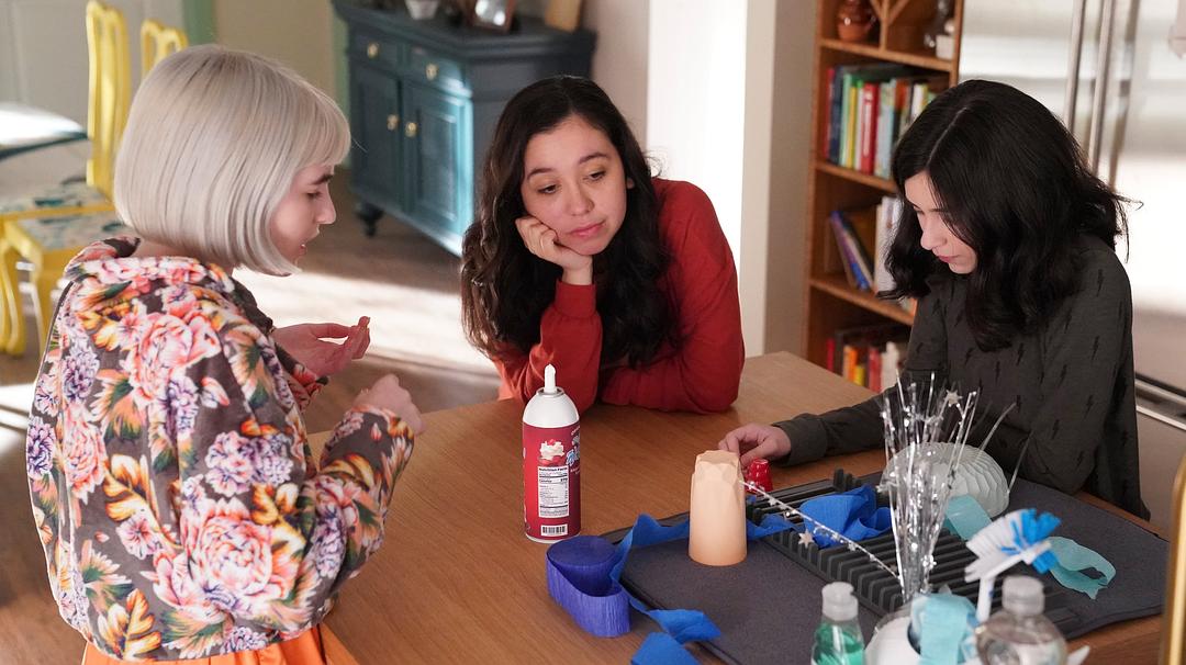 《一切安好第一季》海报第20张图片 《一切安好第一季》海报第20张图片