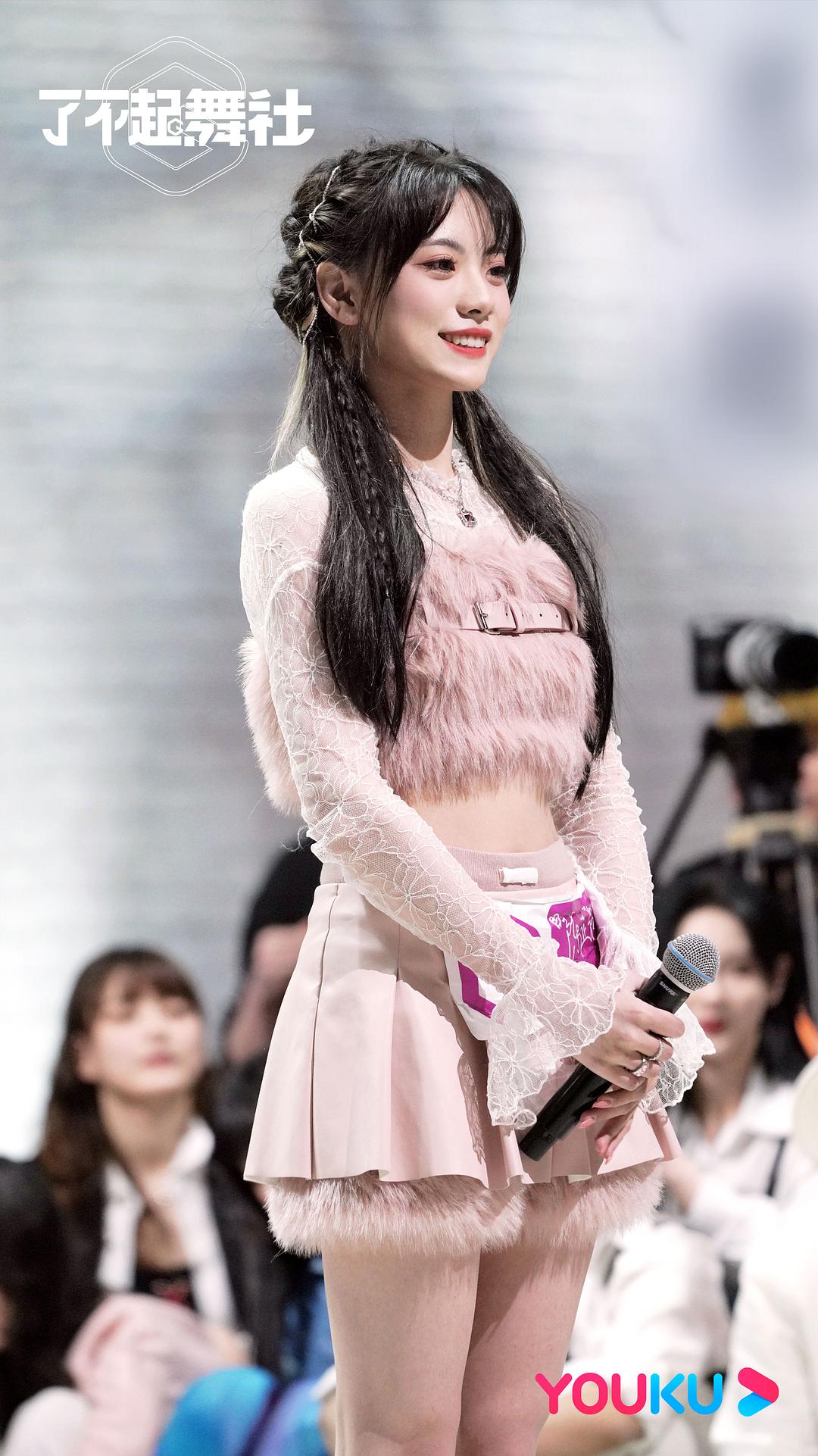 《了不起!舞社》剧照