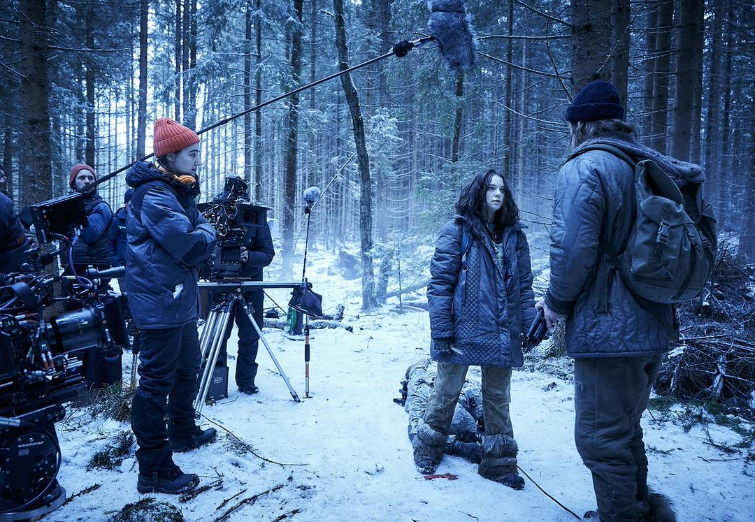 《汉娜第一季》剧照第13张图片 《汉娜第一季》剧照第13张图片