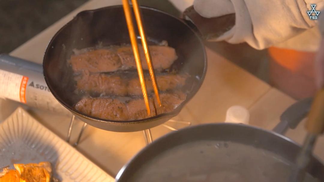 《摇曳露营》海报第26张图片 《摇曳露营》海报第26张图片