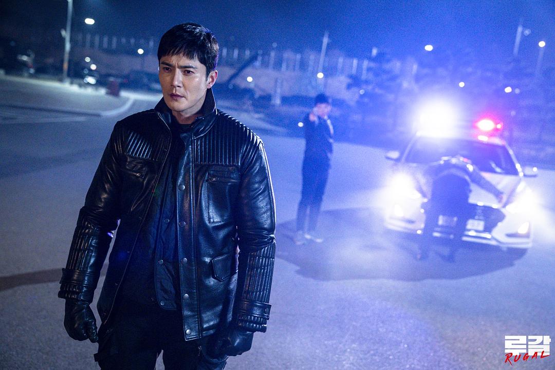 《泪竭》海报第36张图片 《泪竭》海报第36张图片